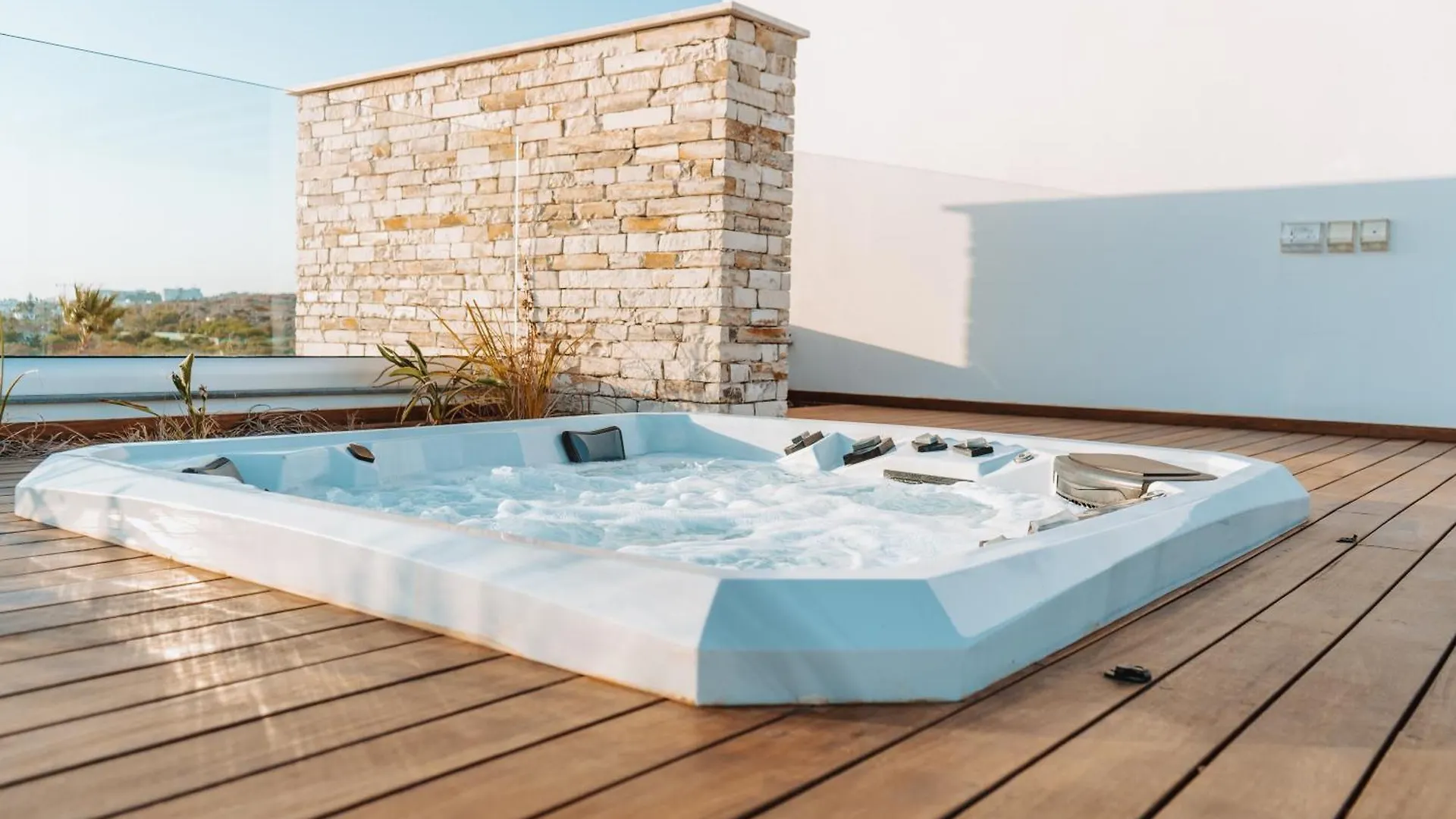 Vivo Mare Beachfornt Villas - Azure Ayia Napa