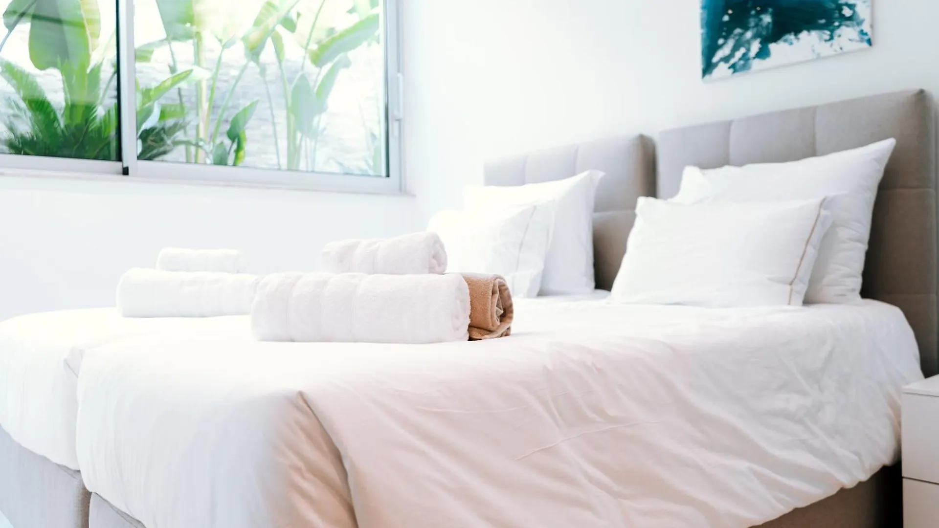 Vivo Mare Beachfornt Villas - Azure 圣纳帕