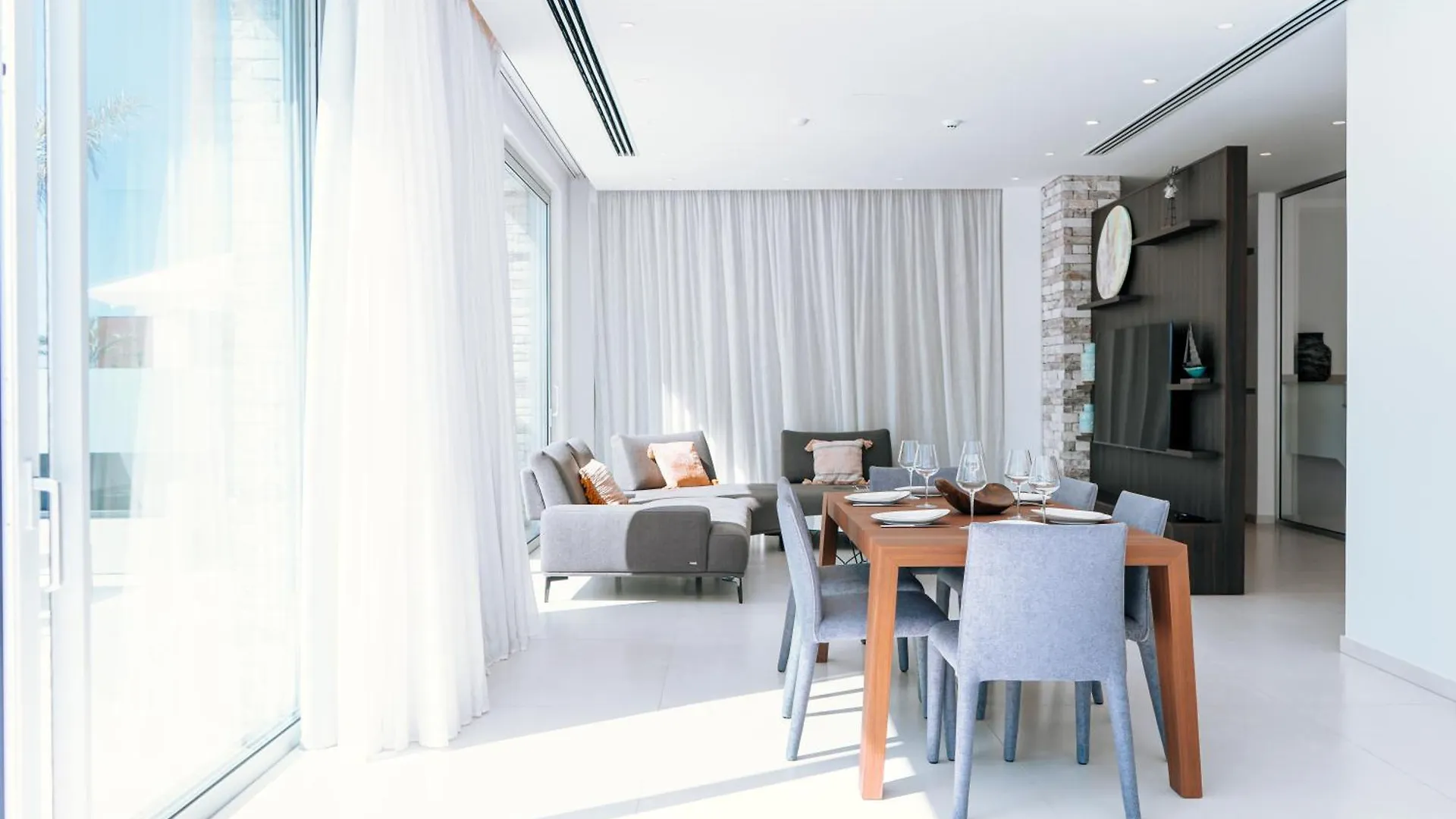 Vivo Mare Beachfornt Villas - Azure Ayia Napa