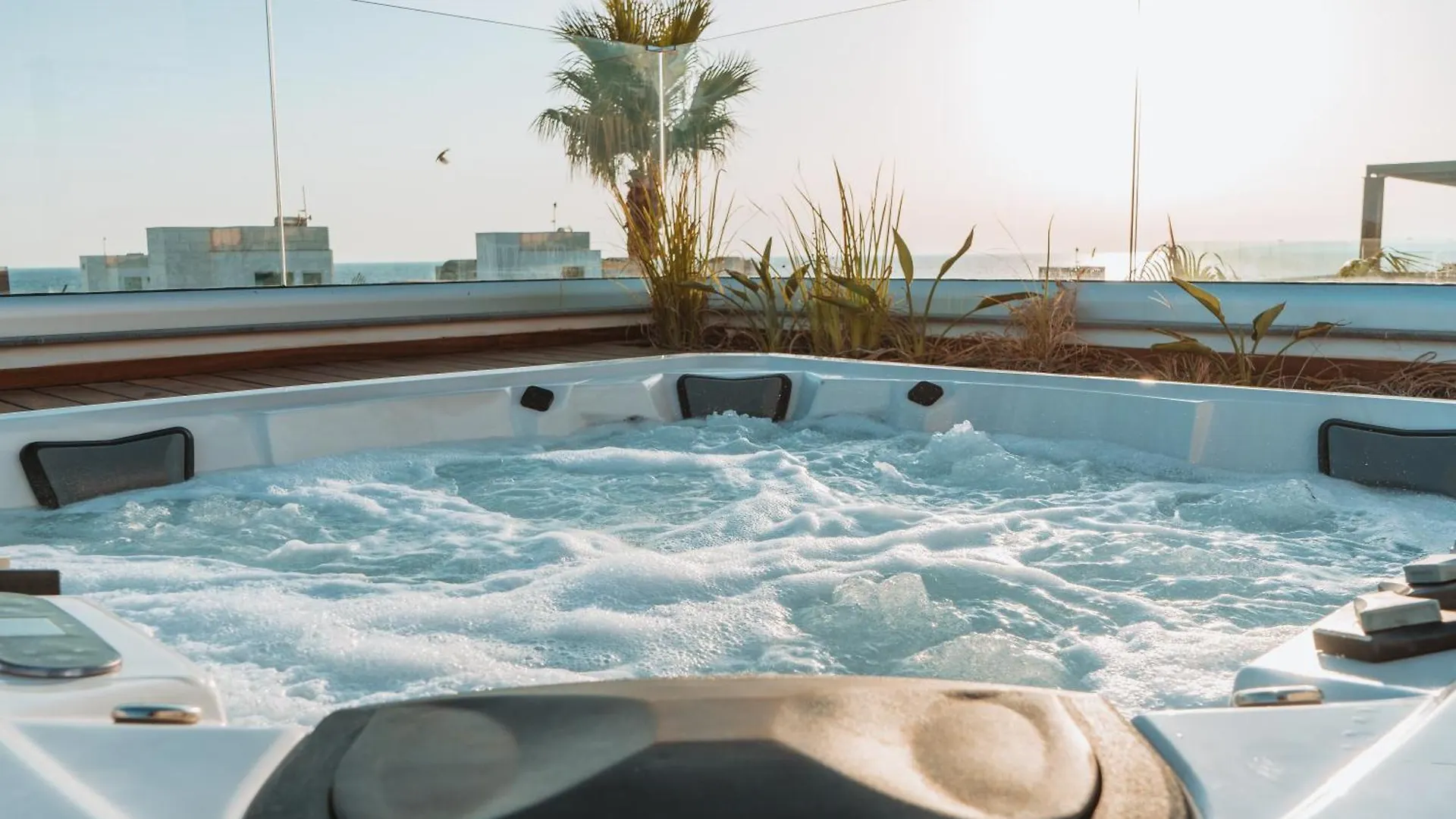 Vivo Mare Beachfornt Villas - Azure Ayia Napa Cyprus