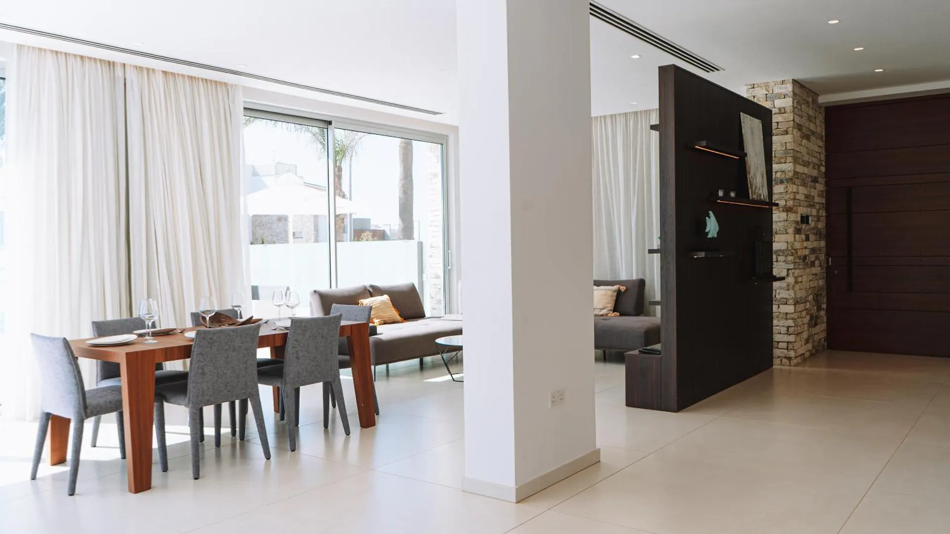 Vivo Mare Beachfornt Villas - Azure Ayia Napa